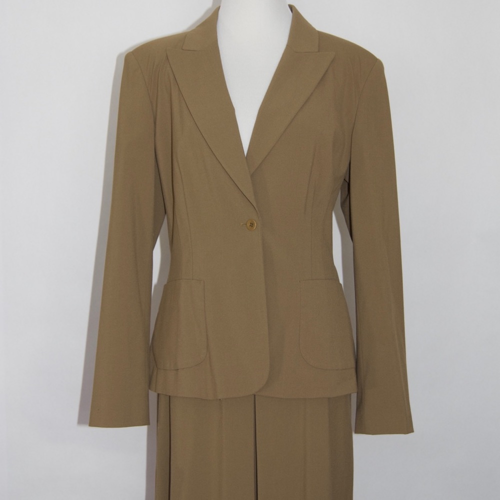 The Limited Stretch Blazer and Skirt Set
